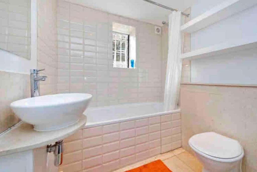 Beautiful 2 Bed/ 2 Bath Notting Hill Garden Flat Leilighet London Eksteriør bilde