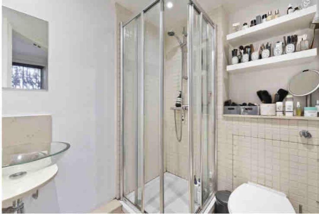 Beautiful 2 Bed/ 2 Bath Notting Hill Garden Flat Leilighet London Eksteriør bilde
